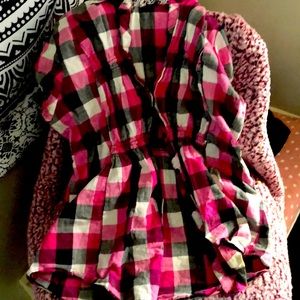 Short sleeve plaid shirt